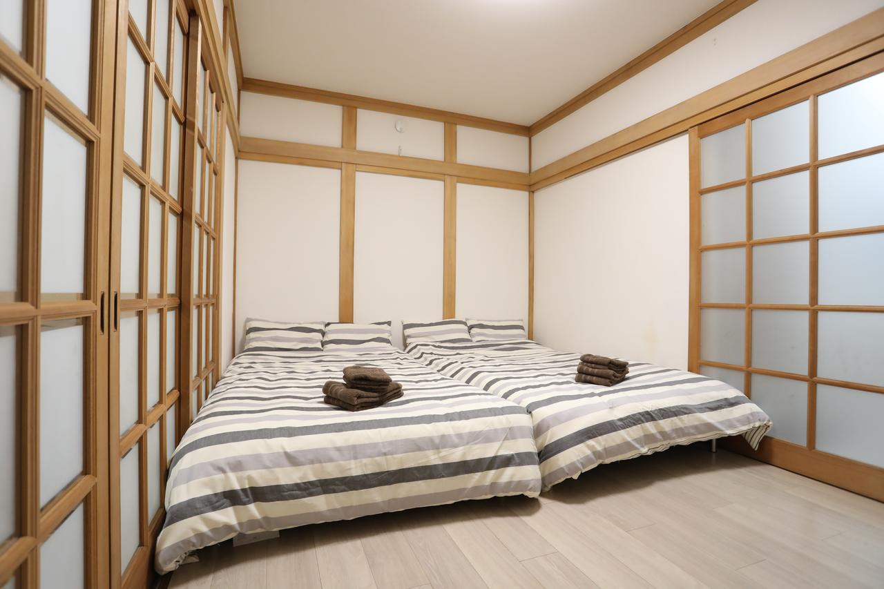 Yamanoyado Tsuru Guest House Osaka Exterior photo